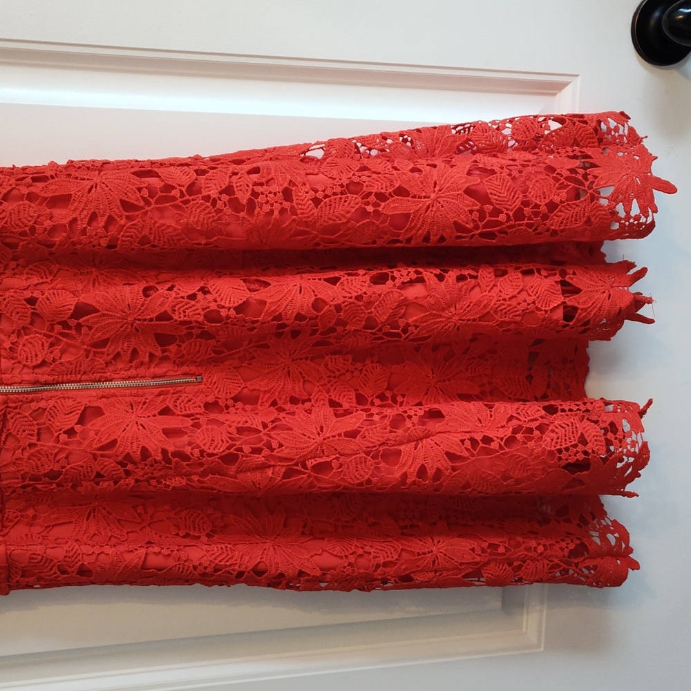 Soprano Red lace dress - Picture 6 of 8